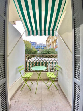 Chez Chebil in rue Halevy - near the sea